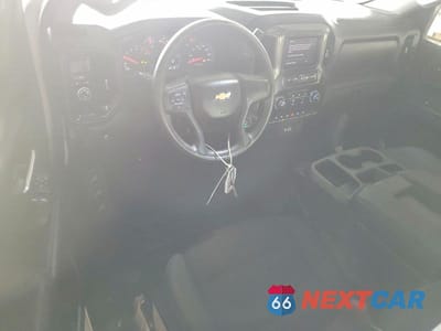Zdjęcie 8 z 11 samochodu: 2025 CHEVROLET SILVERADO C1500 VIN:3GCNAAED5SG311099 - miniatura