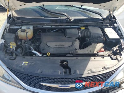 Zdjęcie 12 z 13 samochodu: 2019 CHRYSLER PACIFICA TOURING L VIN:2C4RC1BG3KR539803 - miniatura