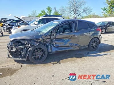 2016 FORD FOCUS SE 1FADP3K28GL328407 - główne zdjęcie licytacji z USA - miniatura