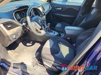 Zdjęcie 7 z 13 samochodu: 2016 JEEP CHEROKEE SPORT VIN:1C4PJMASXGW277376 - miniatura