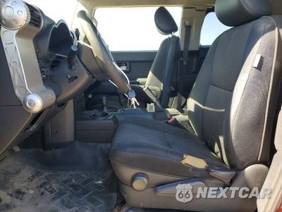 Zdjęcie 7 z 13 samochodu: 2008 TOYOTA FJ CRUISER BASE VIN:JTEBU11F48K041202 - miniatura