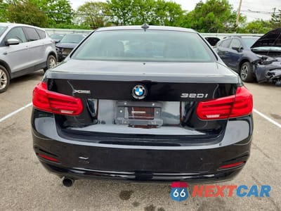 Zdjęcie 6 z 12 samochodu: 2016 BMW 320 XI VIN:WBA8E5G55GNT95032 - miniatura