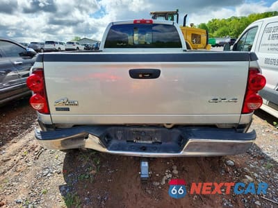 Zdjęcie 6 z 12 samochodu: 2008 DODGE RAM 3500 ST VIN:3D7MX48A98G195997 - miniatura