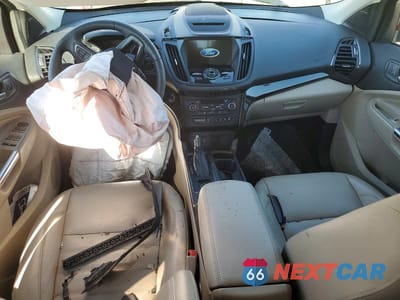 Zdjęcie 8 z 14 samochodu: 2018 FORD ESCAPE TITANIUM VIN:1FMCU9J99JUC70031 - miniatura