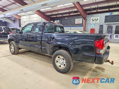 Drugie zdjęcie samochodu z przodu: 2018 TOYOTA TACOMA SR VIN:5TFSX5EN0JX059984 - miniatura