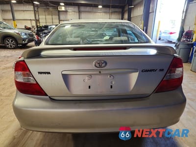 Zdjęcie 6 z 12 samochodu: 2002 TOYOTA CAMRY SE VIN:JTDBE30K520009616 - miniatura