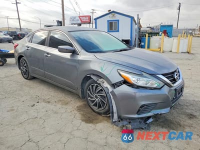 Czwarte zdjęcie samochodu z boku: 2017 NISSAN ALTIMA 2.5 S VIN:1N4AL3AP8HN361974 - miniatura