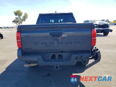 Zdjęcie 6 z 12 samochodu: 2024 TOYOTA TACOMA TRD SPORT VIN:3TMLB5JNXRM037405 - miniatura