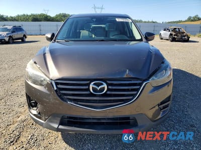 Piąte zdjęcie samochodu w środku: 2016 MAZDA CX-5 GT VIN:JM3KE2DY7G0805937 - miniatura