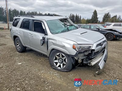 Czwarte zdjęcie samochodu z boku: 2022 TOYOTA 4RUNNER TRD OFF-ROAD VIN:JTEPU5JRXN6007017 - miniatura