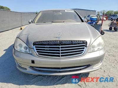 Piąte zdjęcie samochodu w środku: 2008 MERCEDES-BENZ S 550 VIN:WDDNG71X58A228559 - miniatura