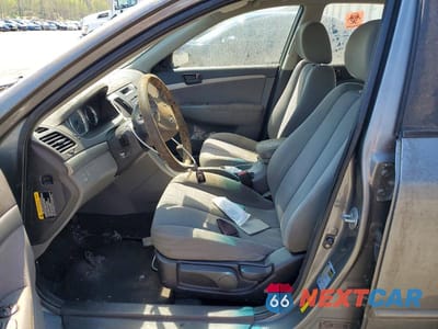 Zdjęcie 7 z 11 samochodu: 2010 HYUNDAI SONATA GLS VIN:5NPET4AC2AH653124 - miniatura