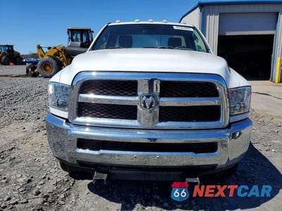 Piąte zdjęcie samochodu w środku: 2015 RAM 2500 ST VIN:3C6MR5AJ4FG503490 - miniatura