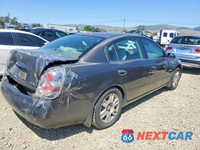 Trzecie zdjęcie samochodu z tyłu: 2005 NISSAN ALTIMA 2.5 VIN:1N4AL11DX5N489672 - miniatura