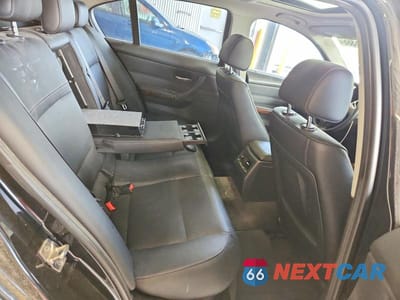 Zdjęcie 10 z 11 samochodu: 2011 BMW 335 XI VIN:WBAPL5C53BA917888 - miniatura