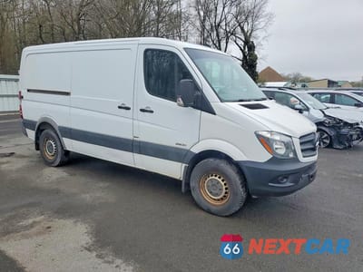 Czwarte zdjęcie samochodu z boku: 2015 MERCEDES-BENZ SPRINTER 2500 VIN:WD3PE7CC9F5967016 - miniatura