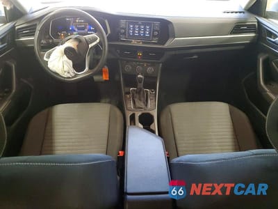 Zdjęcie 8 z 12 samochodu: 2024 VOLKSWAGEN JETTA S VIN:3VW5M7BU8RM090623 - miniatura