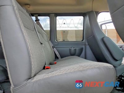 Zdjęcie 11 z 14 samochodu: 2012 CHEVROLET EXPRESS G1500 LT VIN:1GNSGCF42C1130285 - miniatura