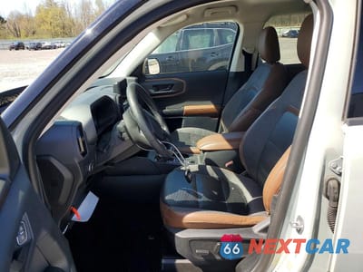 Zdjęcie 7 z 14 samochodu: 2021 FORD BRONCO SPORT OUTER BANKS VIN:3FMCR9C66MRB37467 - miniatura