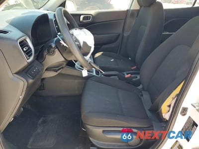 Zdjęcie 7 z 12 samochodu: 2021 HYUNDAI VENUE SE VIN:KMHRB8A38MU065472 - miniatura