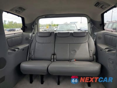 Zdjęcie 10 z 13 samochodu: 2005 TOYOTA SIENNA VIN:5TDZA22C05S320351 - miniatura