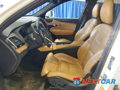 Zdjęcie 7 z 13 samochodu: 2017 VOLVO XC90 T6 VIN:YV4A22PL1H1152463 - miniatura