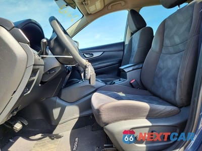 Zdjęcie 7 z 13 samochodu: 2015 NISSAN ROGUE SV VIN:KNMAT2MV9FP519593 - miniatura