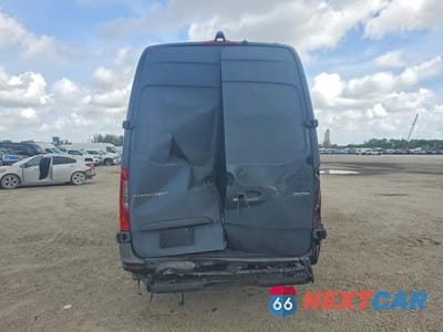 Zdjęcie 6 z 12 samochodu: 2019 MERCEDES-BENZ SPRINTER 2500 VIN:WD4PF1CD5KP137047 - miniatura