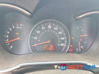 Zdjęcie 9 z 13 samochodu: 2015 KIA SORENTO LX VIN:5XYKT4A74FG609209 - miniatura