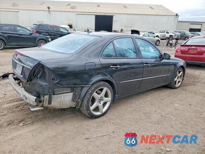 Trzecie zdjęcie samochodu z tyłu: 2007 MERCEDES-BENZ E 350 4MATIC VIN:WDBUF87X17X223729 - miniatura