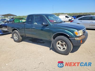 Czwarte zdjęcie samochodu z boku: 2000 TOYOTA TACOMA XTRACAB PRERUNNER VIN:4TASM92N1YZ653420 - miniatura