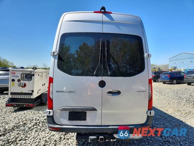 Zdjęcie 6 z 13 samochodu: 2022 MERCEDES-BENZ SPRINTER 4500 VIN:W1W9ED3YXNT113224 - miniatura
