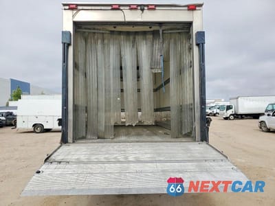Zdjęcie 10 z 13 samochodu: 2013 ISUZU NRR REFRIGERATED BOX TRUCK VIN:JALE5W166D7300165 - miniatura
