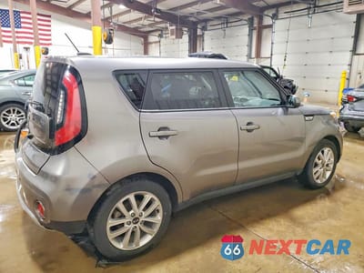 Trzecie zdjęcie samochodu z tyłu: 2017 KIA SOUL + VIN:KNDJP3A56H7496162 - miniatura