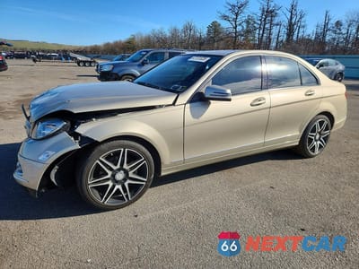 2010 MERCEDES-BENZ C 300 4MATIC WDDGF8BB8AF402055 - główne zdjęcie licytacji z USA - miniatura