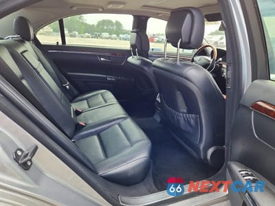 Zdjęcie 10 z 12 samochodu: 2011 MERCEDES-BENZ S 550 4MATIC VIN:WDDNG8GB0BA407942 - miniatura