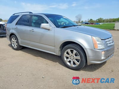Czwarte zdjęcie samochodu z boku: 2007 CADILLAC SRX VIN:1GYEE637X70145165 - miniatura