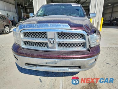 Piąte zdjęcie samochodu w środku: 2012 DODGE RAM 1500 LARAMIE VIN:1C6RD7JT9CS147544 - miniatura