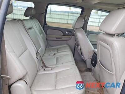 Zdjęcie 11 z 13 samochodu: 2007 CHEVROLET SUBURBAN K1500 VIN:1GNFK16337J202077 - miniatura
