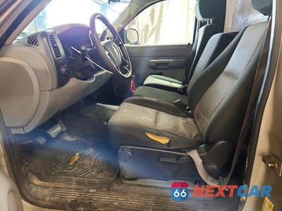 Zdjęcie 7 z 12 samochodu: 2009 CHEVROLET SILVERADO C1500 VIN:1GCEC14X39Z111581 - miniatura