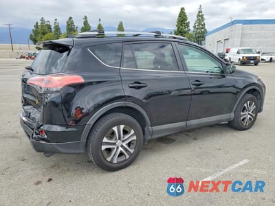 Trzecie zdjęcie samochodu z tyłu: 2017 TOYOTA RAV4 LE VIN:2T3ZFREV7HW381920 - miniatura