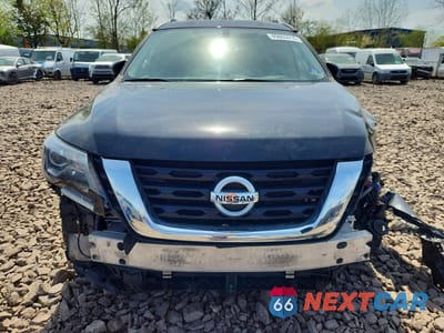 Piąte zdjęcie samochodu w środku: 2019 NISSAN PATHFINDER S VIN:5N1DR2MM5KC638984 - miniatura