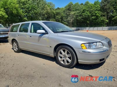 Czwarte zdjęcie samochodu z boku: 2005 VOLVO V70 FWD VIN:YV1SW592252512955 - miniatura