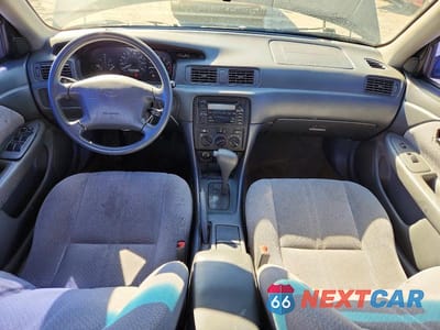 Zdjęcie 8 z 11 samochodu: 2001 TOYOTA CAMRY LE VIN:4T1BG22K91U079916 - miniatura
