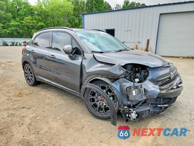 Czwarte zdjęcie samochodu z boku: 2018 FIAT 500X TREKKING VIN:ZFBCFXCB6JP667488 - miniatura