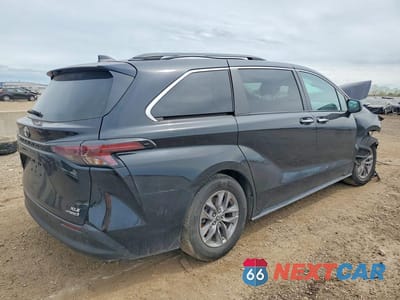 Trzecie zdjęcie samochodu z tyłu: 2023 TOYOTA SIENNA XLE VIN:5TDYRKEC9PS152731 - miniatura