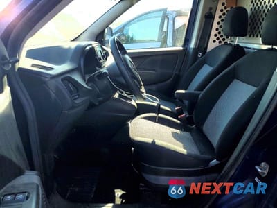Zdjęcie 7 z 13 samochodu: 2019 RAM PROMASTER CITY VIN:ZFBHRFAB7K6M03472 - miniatura