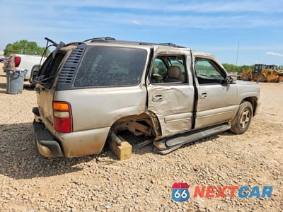 Trzecie zdjęcie samochodu z tyłu: 2000 CHEVROLET TAHOE K1500 VIN:1GNEK13T1YJ173079 - miniatura