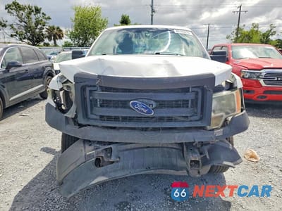 Piąte zdjęcie samochodu w środku: 2013 FORD F150 SUPER CAB VIN:1FTEX1EM4DKF48774 - miniatura