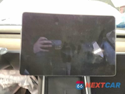 Zdjęcie 9 z 11 samochodu: 2020 TESLA MODEL Y VIN:5YJYGDEE3LF017097 - miniatura